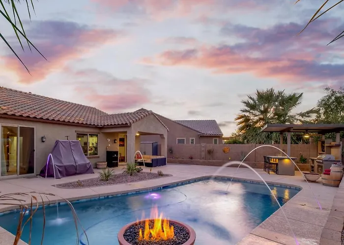 Cookout Ready! San Tan Valley Gem W/ Perks Holiday home