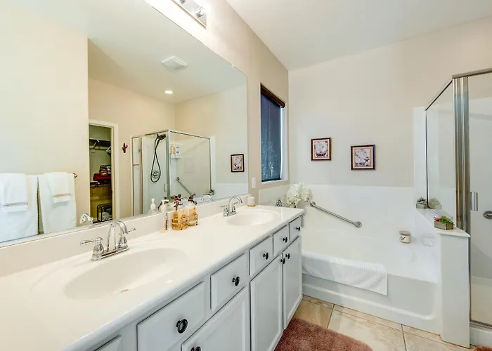 Holiday home Cookout Ready! San Tan Valley Gem W/ Perks *