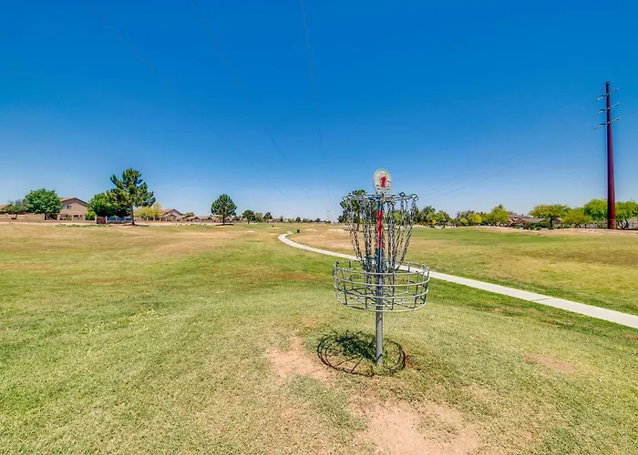 Cookout Ready! San Tan Valley Gem W/ Perks Holiday home *