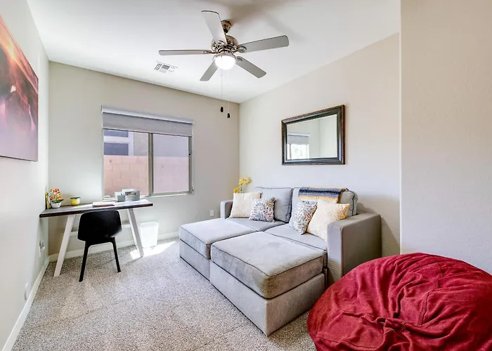 Cookout Ready! San Tan Valley Gem W/ Perks Holiday home