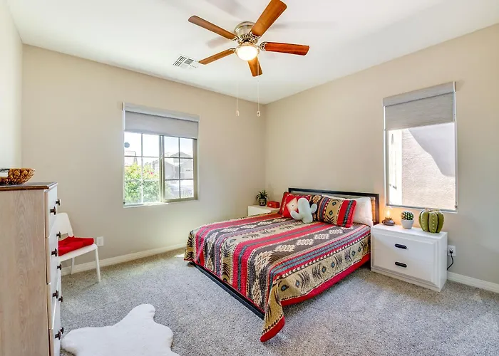 Holiday home Cookout Ready! San Tan Valley Gem W/ Perks *